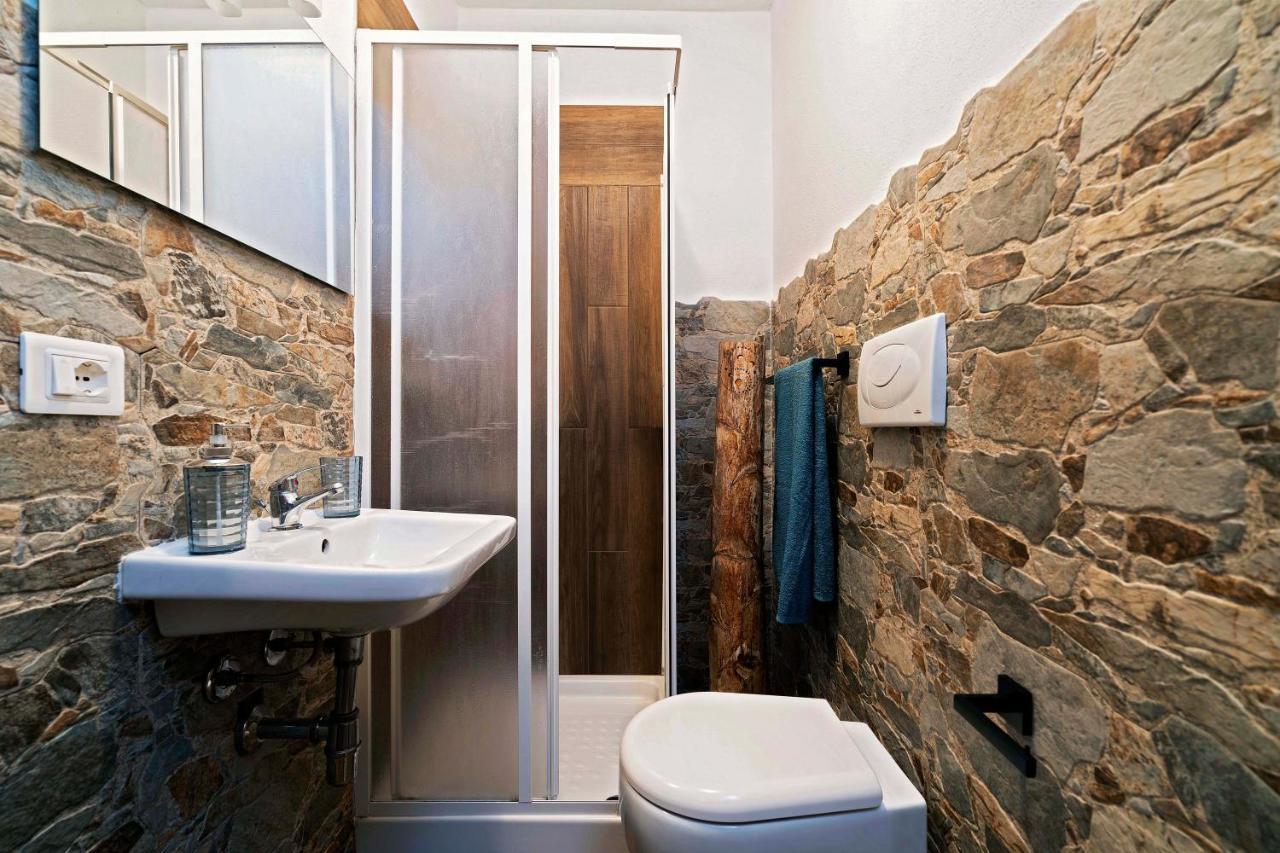 La Piuma Hotel Quartu SantʼElena Buitenkant foto